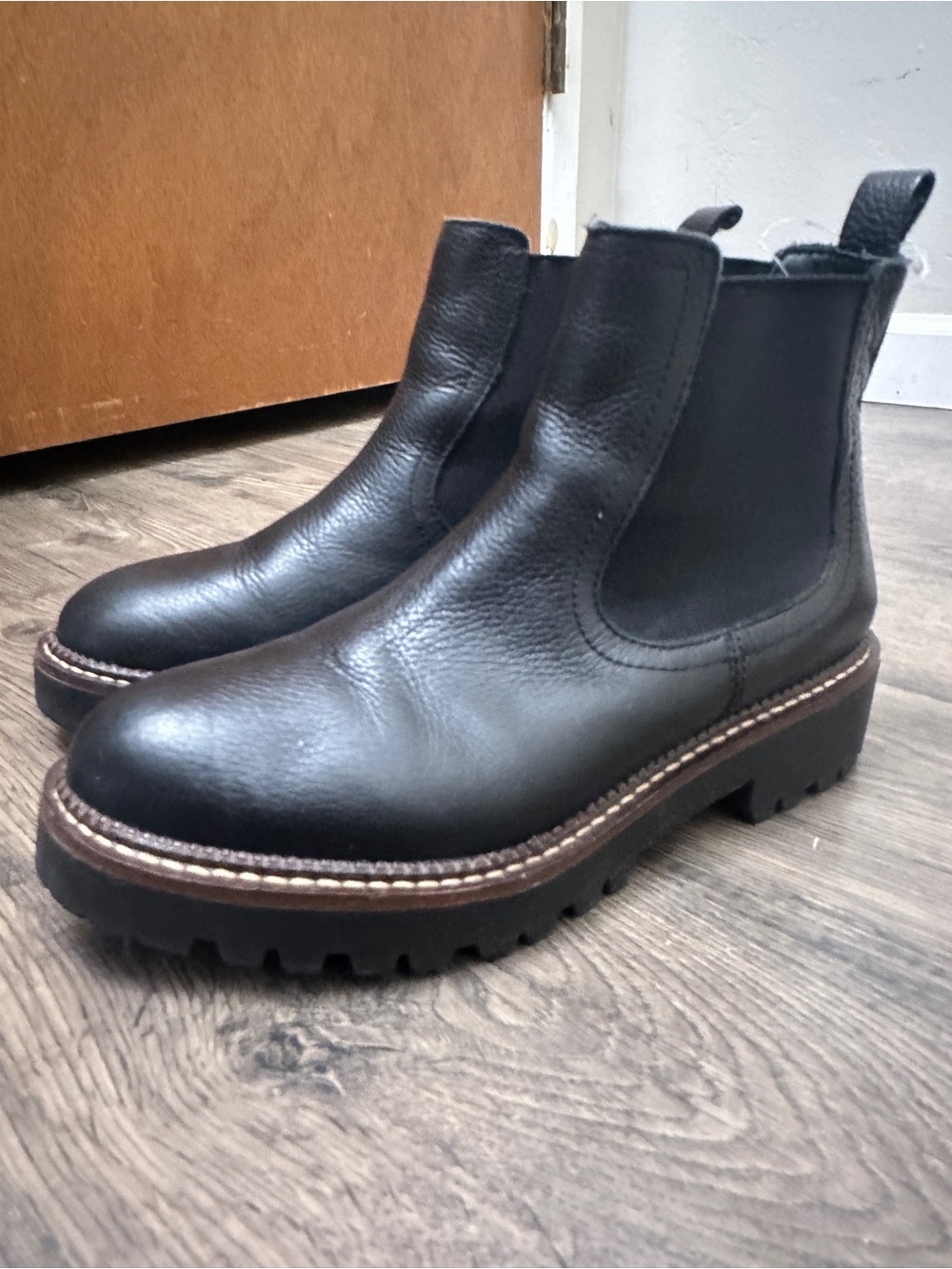 Women’s Black Leather Chelsea Boots